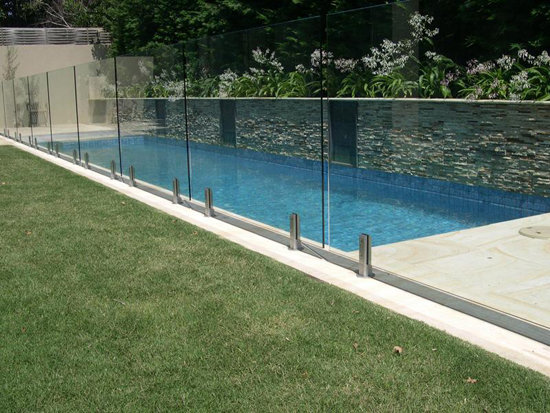 Frameless Tempered Glass Fence for Pools